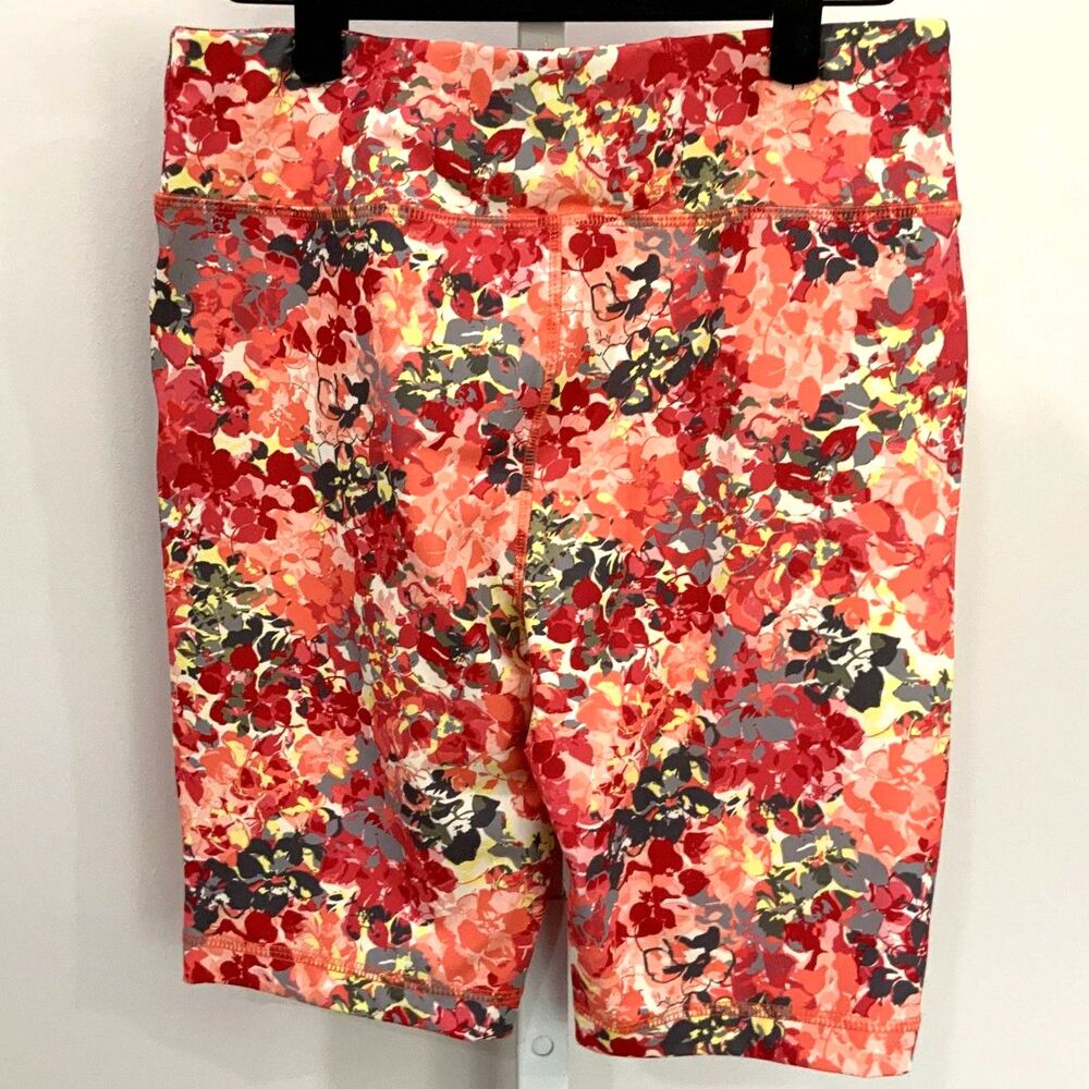 Never Worn! Women's Floral Multicolor Shorts By Live Well Active Size Small